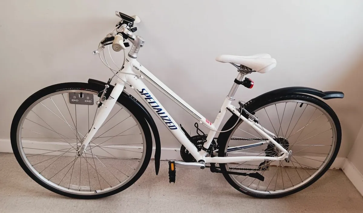 ladys lightweight bike & accessories hardly used - Image 1