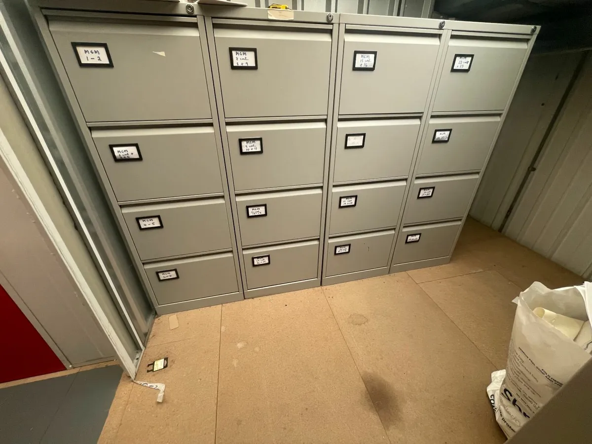 6x filing cabinets - Image 1