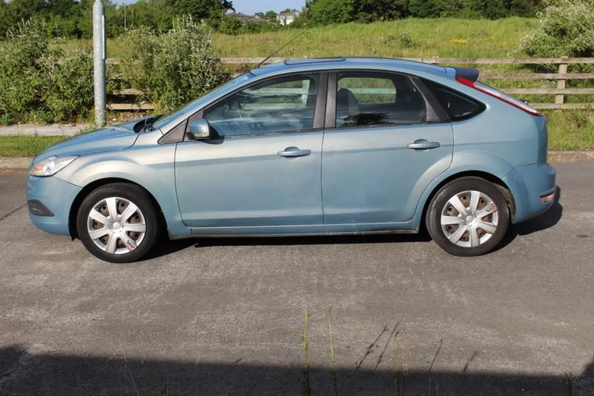 2008 Ford Focus Style - Image 3