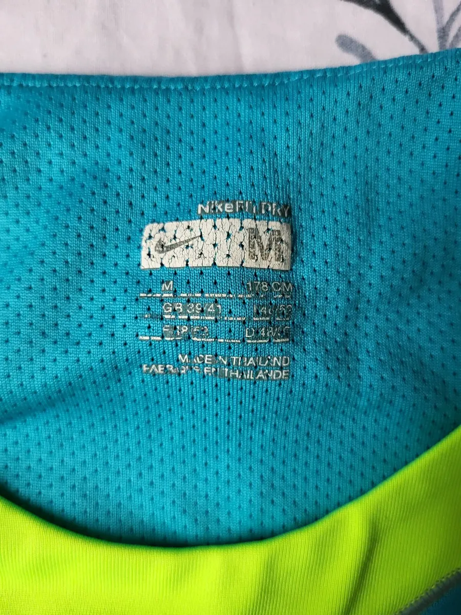 Barcelona 2007-2008 Training Jersey - Image 4
