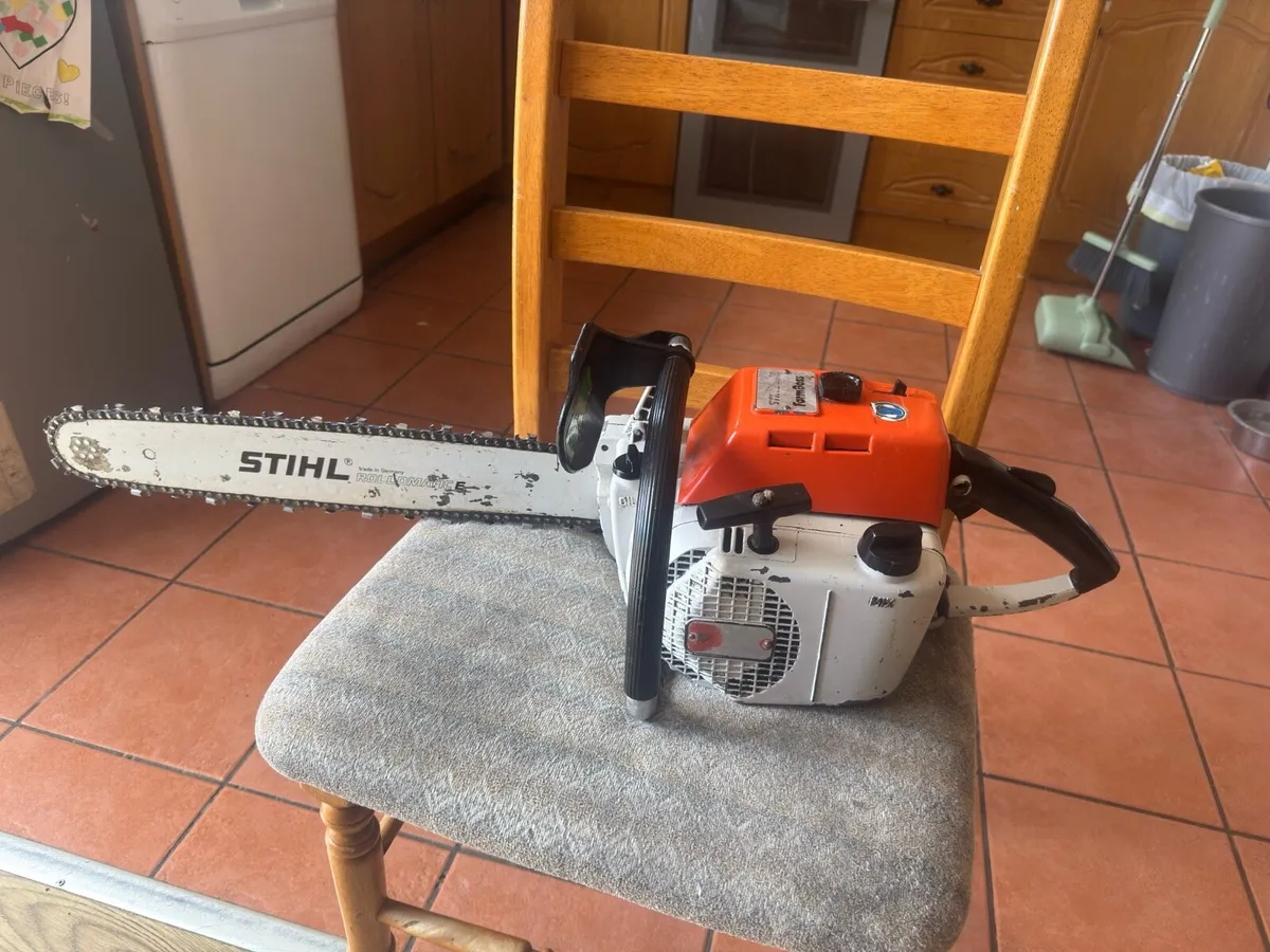 Chainsaw - Image 2