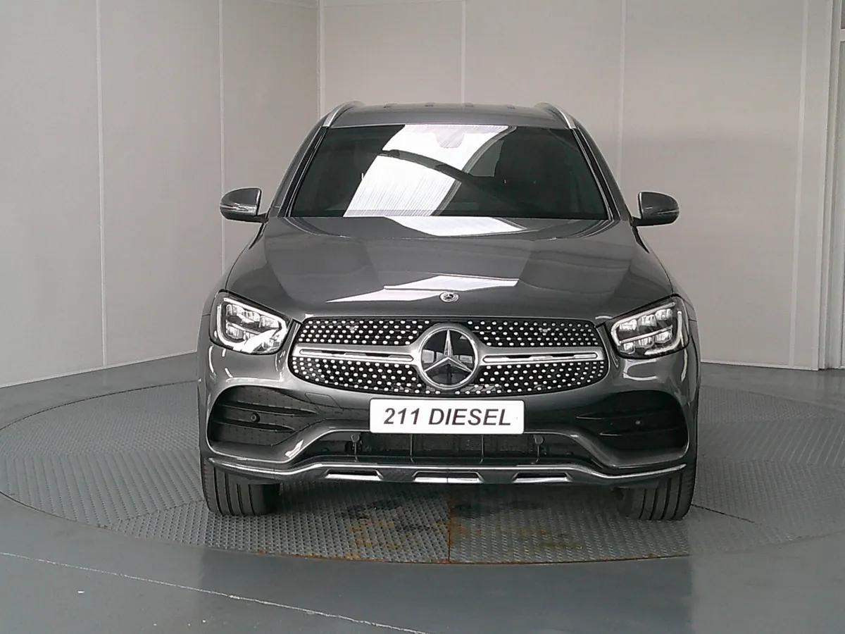Mercedes-Benz GLC 2021 - Image 2