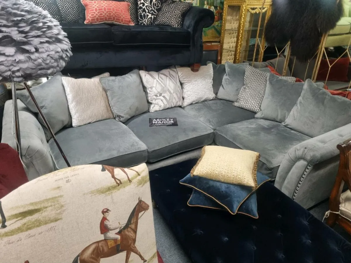 Ashley manner corner unit