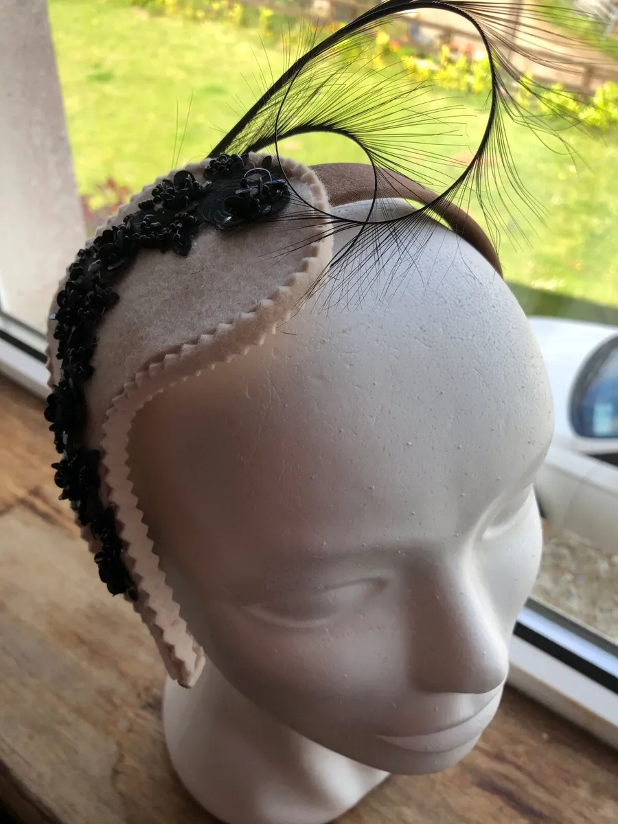 Fascinators - Image 2