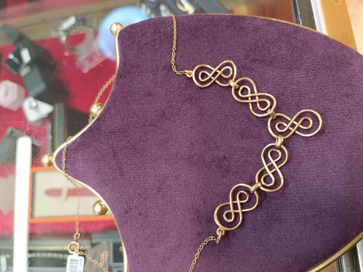 Vintage 9k Rose Gold Celtic Knot Necklace - Image 4