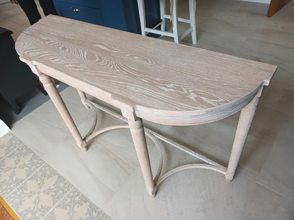 Table - Image 2