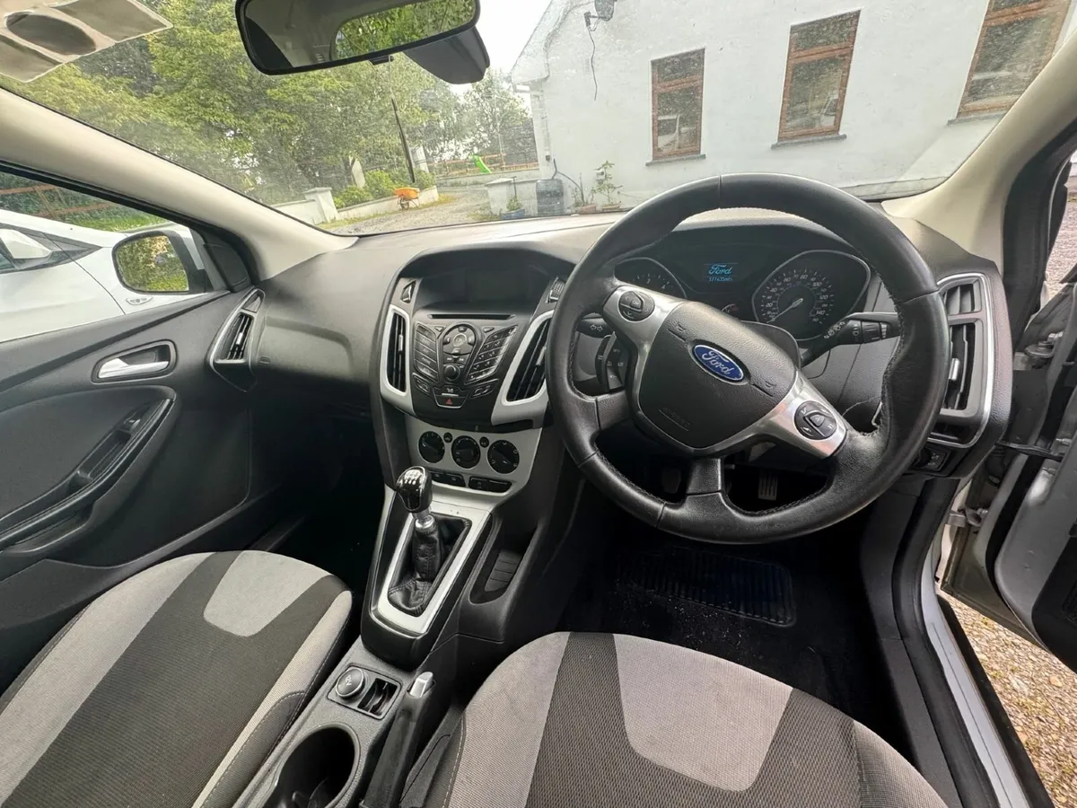 Ford Focus 2013 - Image 3