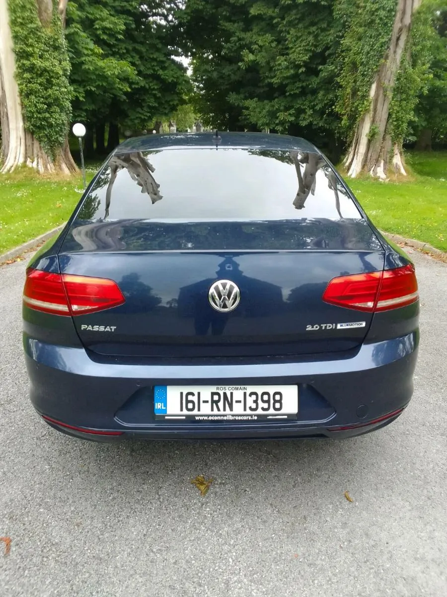 2016 volkswagen passat - Image 4
