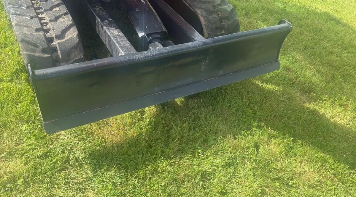 2018  Kubota KX27-4 - Image 3