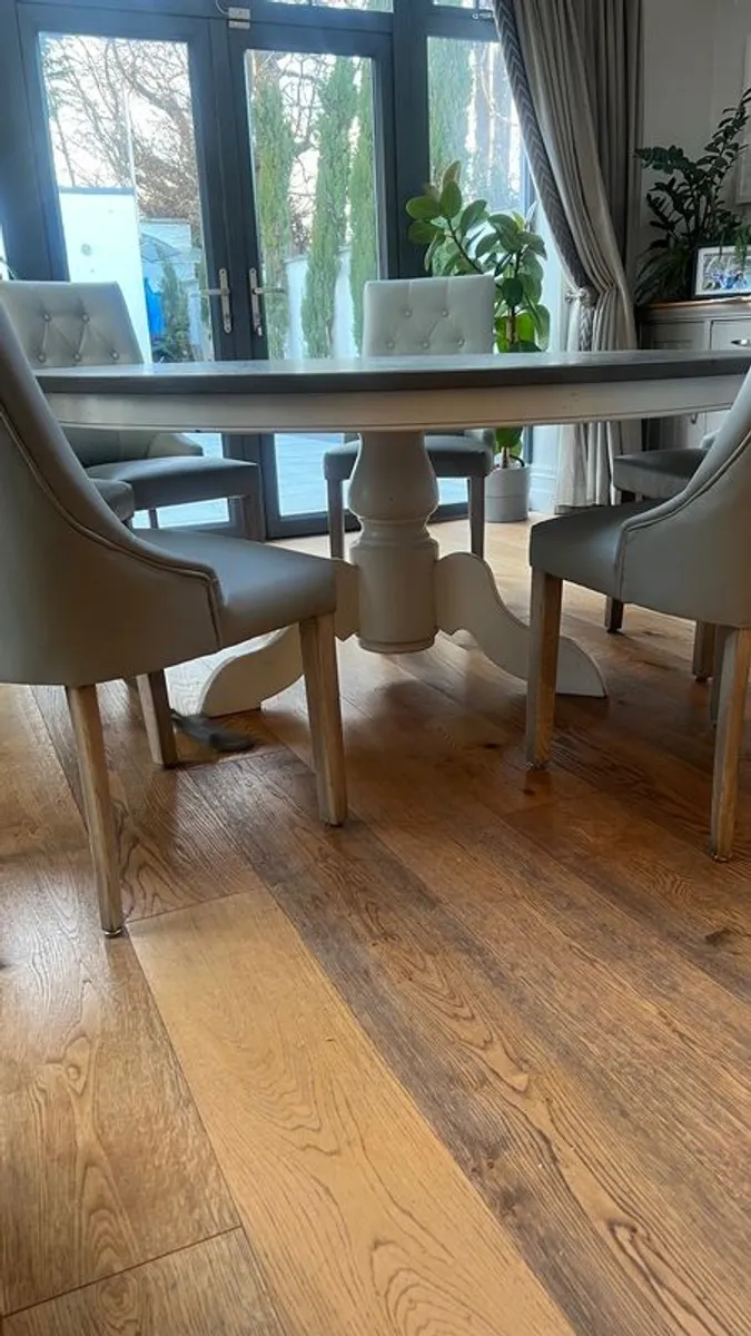 Round Dining Table - Image 3