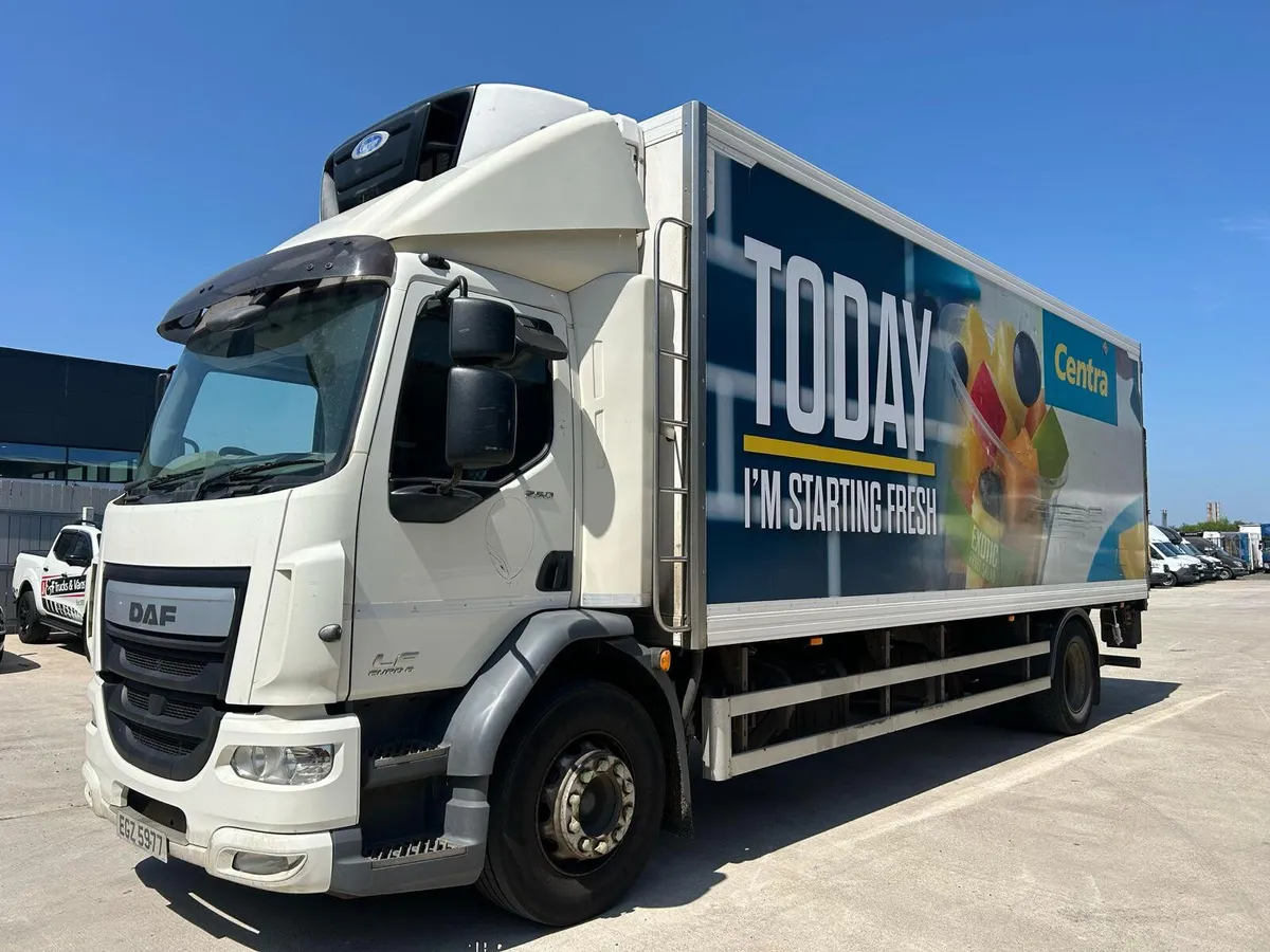 2017 DAF LF 250 18 Tonne Fridge - Image 3
