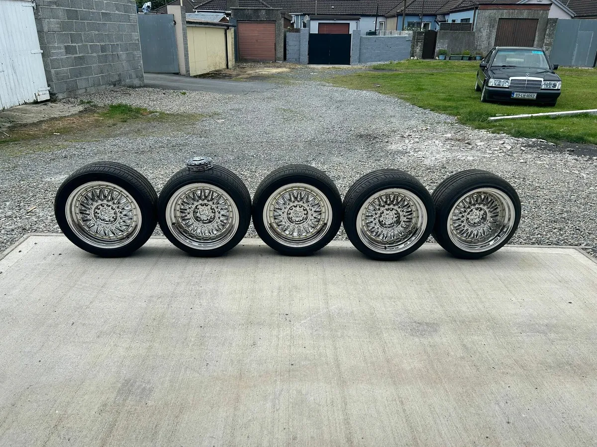 Japan Racing JR9 4 17×10 and have 2 17×8.5 - Image 2