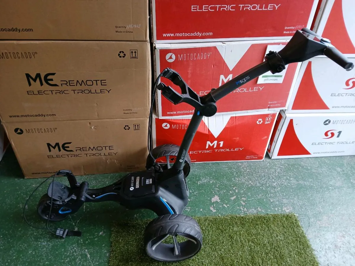 GPS Motocaddy M5 GPS with Ext range battery - Image 3