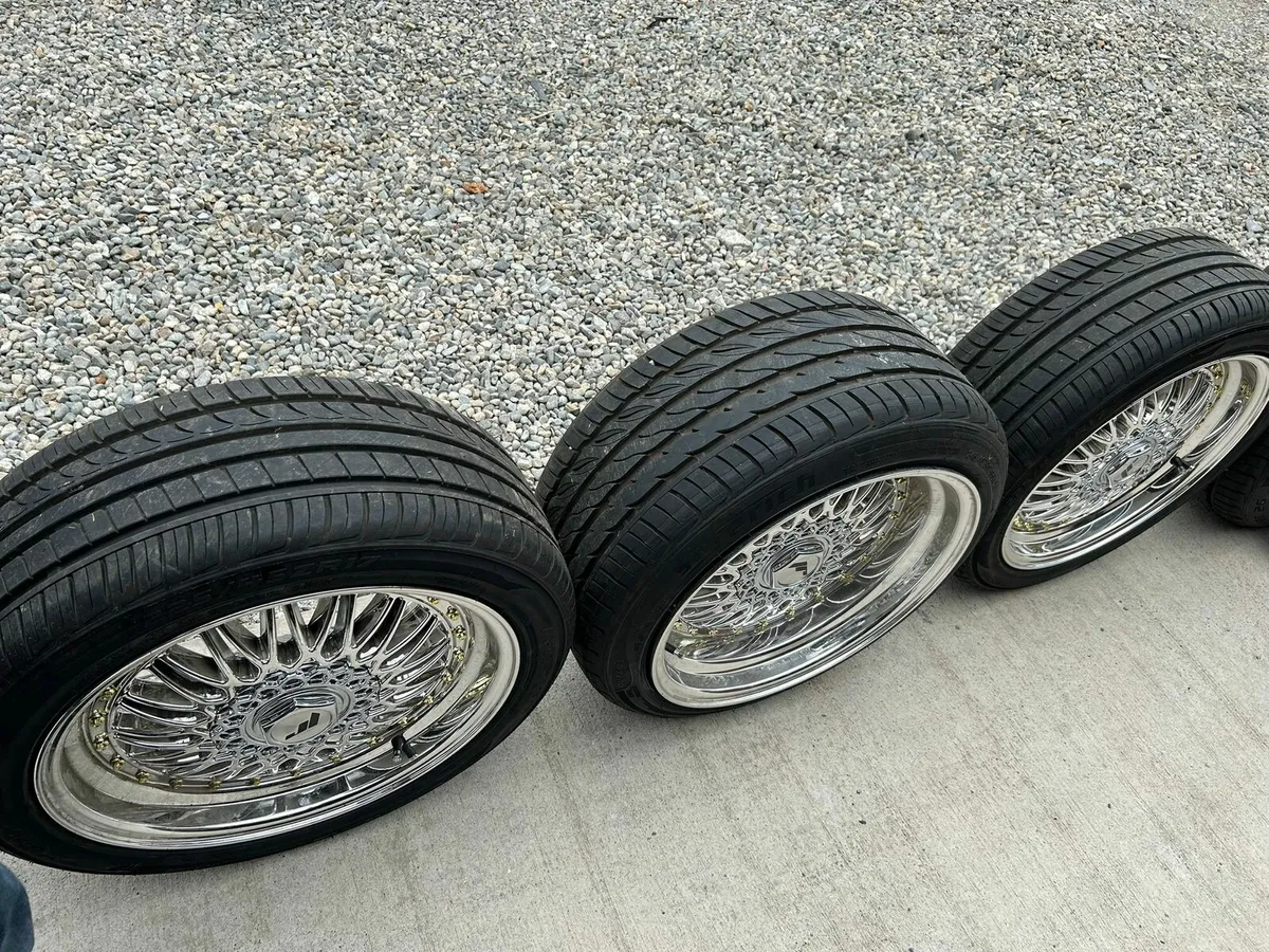 Japan Racing JR9 4 17×10 and have 2 17×8.5 - Image 4