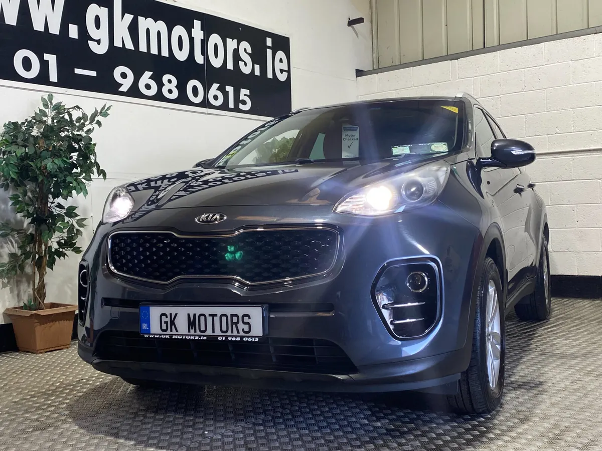 Kia Sportage 2017//ROOF//LEATHER///NAV// - Image 2