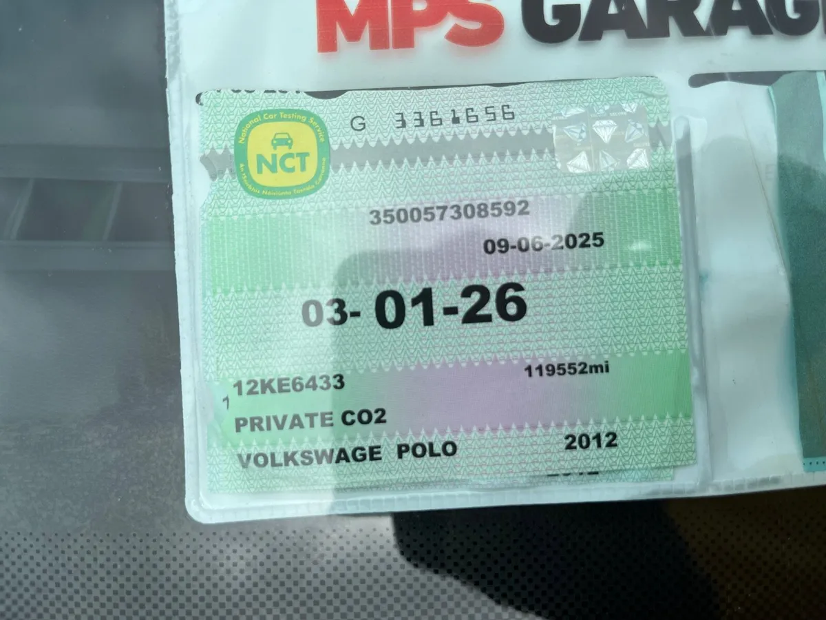 Volkswagen Polo 2012 - Image 2