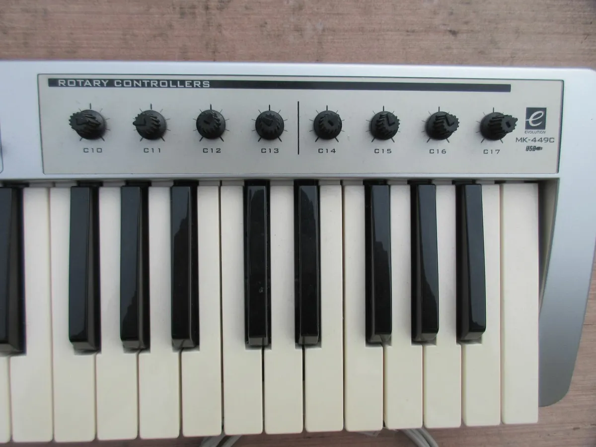 Evolution MK-449C Midi Keyboard - Image 2