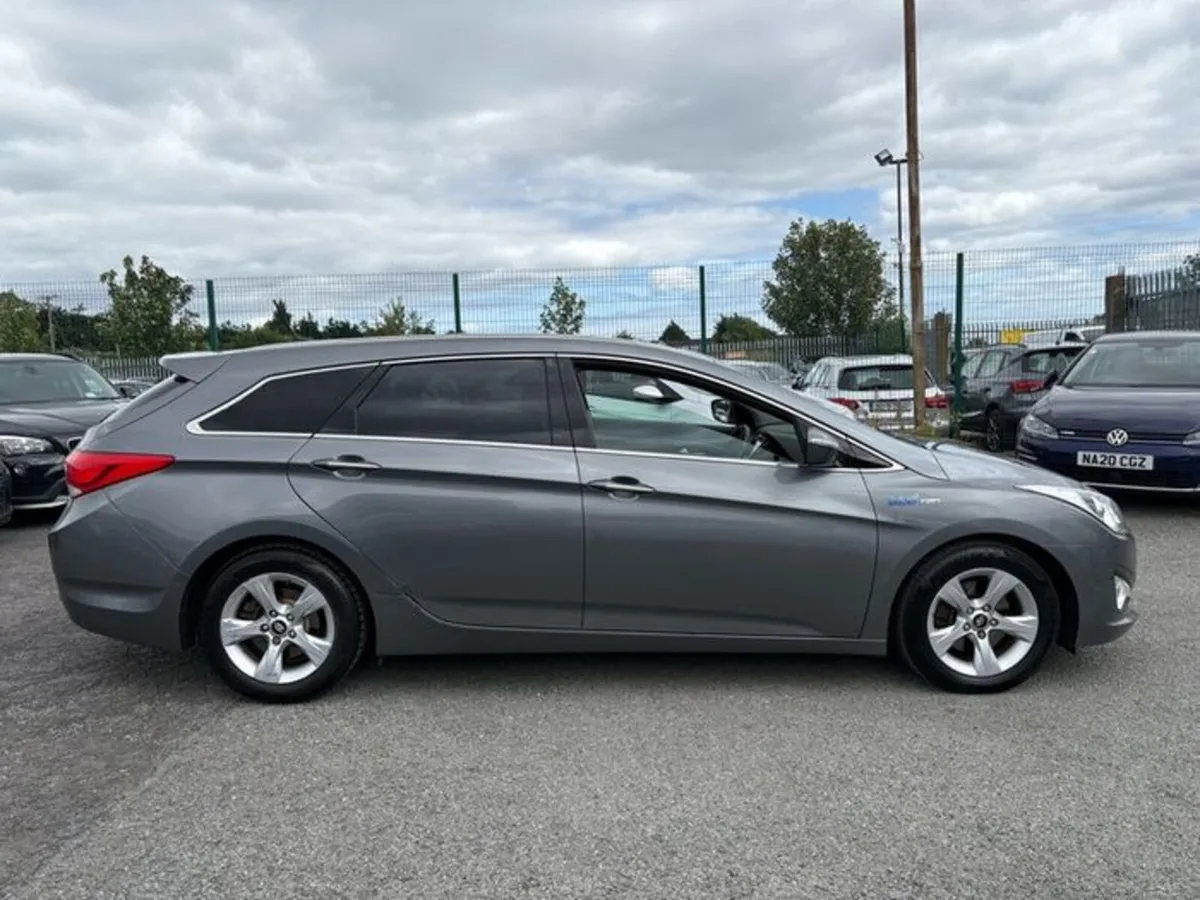 2013 Hyundai I40 1.7L Diesel New NCT New NCT 02/26 - Image 2