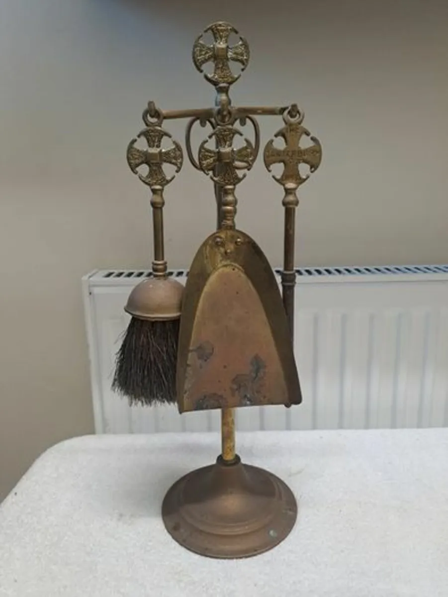 Vintage Canterbury Cross companion set - Image 1
