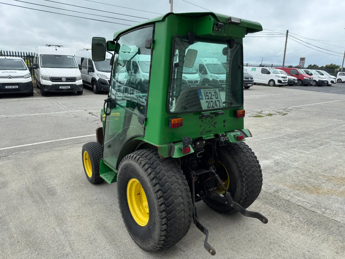 UNRESERVED JOHN DEERE 2032R COMPACT TRACTOR - Image 3
