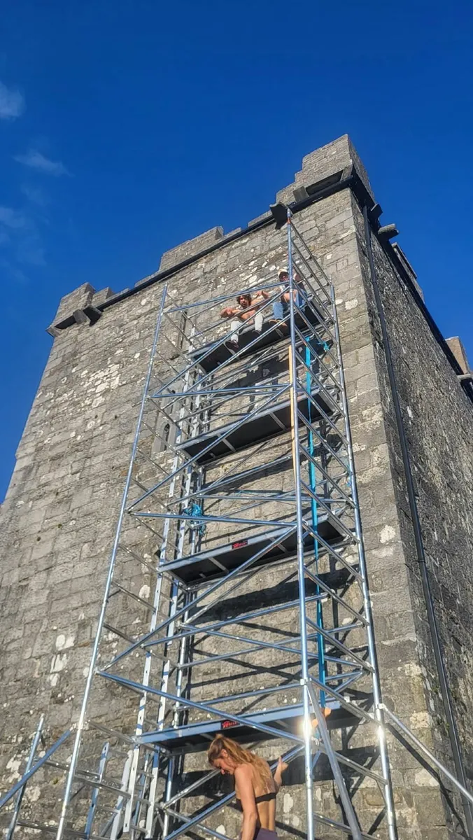 Aluminum mobile scaffolding tower - Image 3