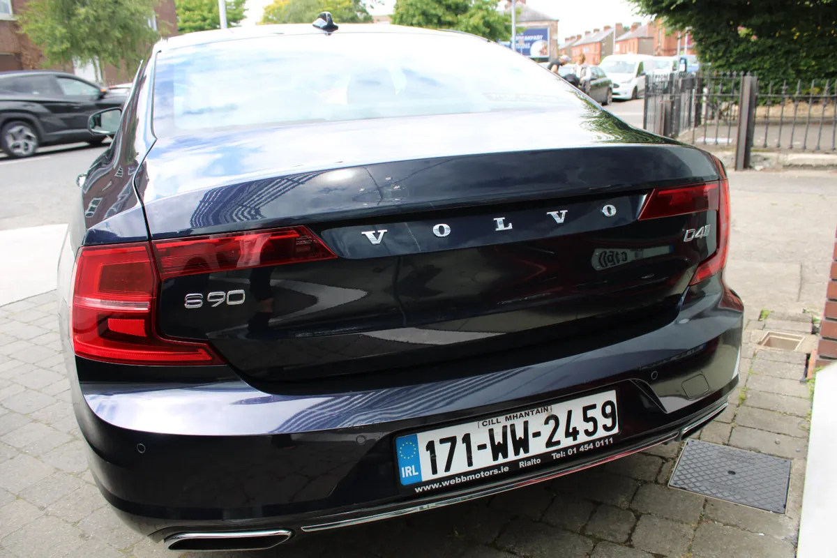 Volvo S90 2017 2.0 INSCRIPTION AUTO - Image 4