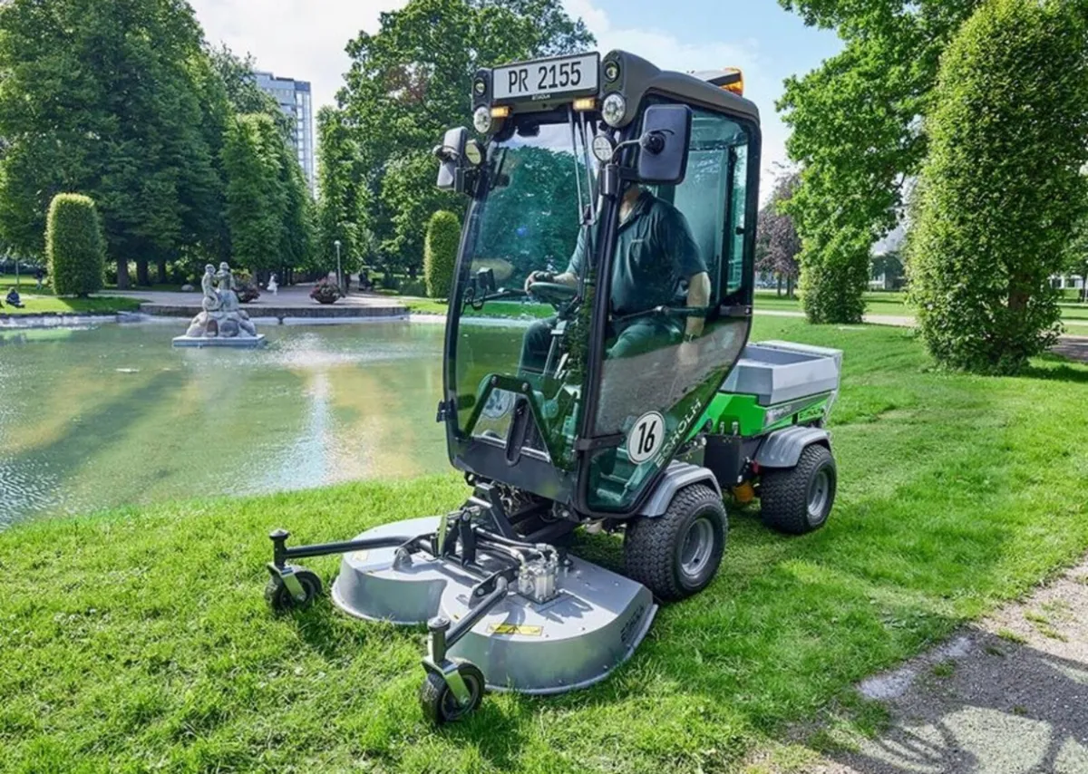 Egholm Utility Vehicle - Image 3