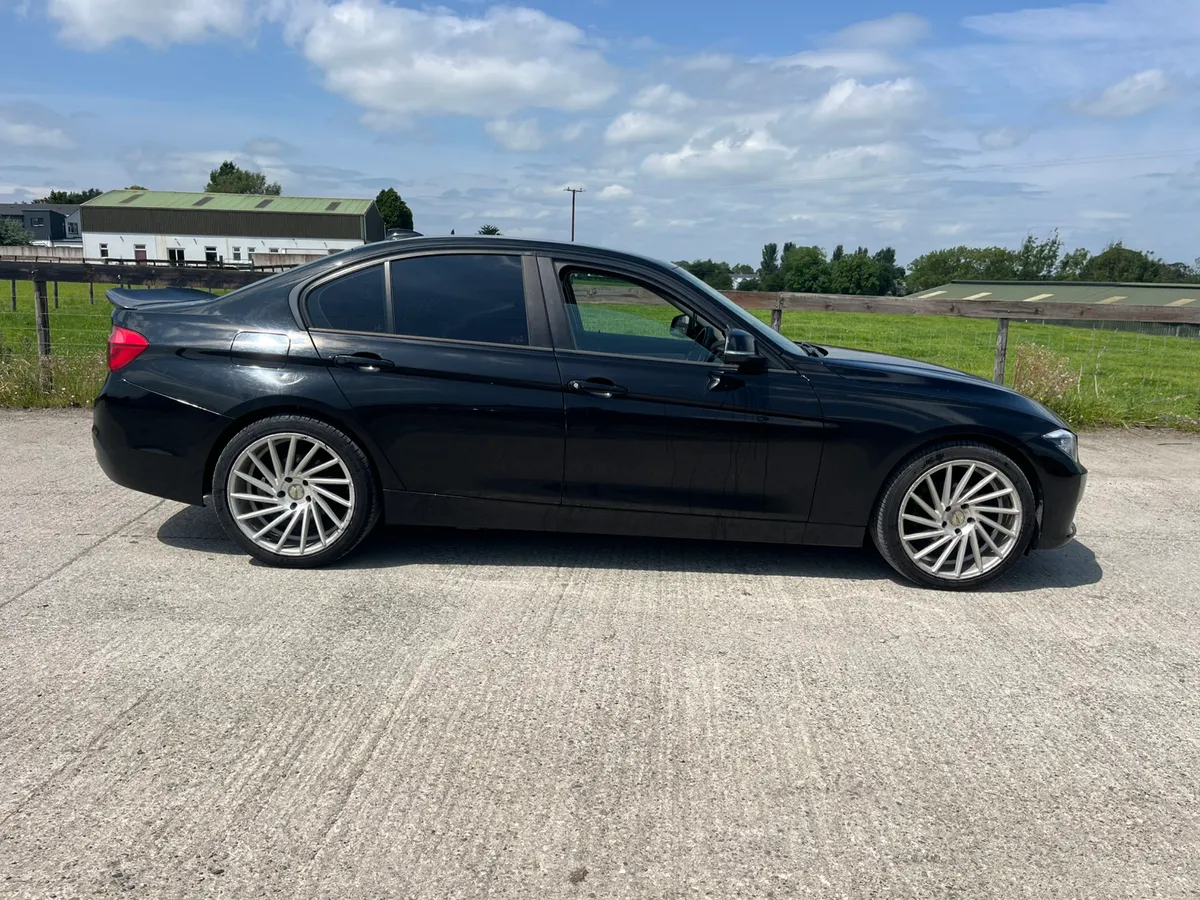 2017, BMW 318d SE - Image 2
