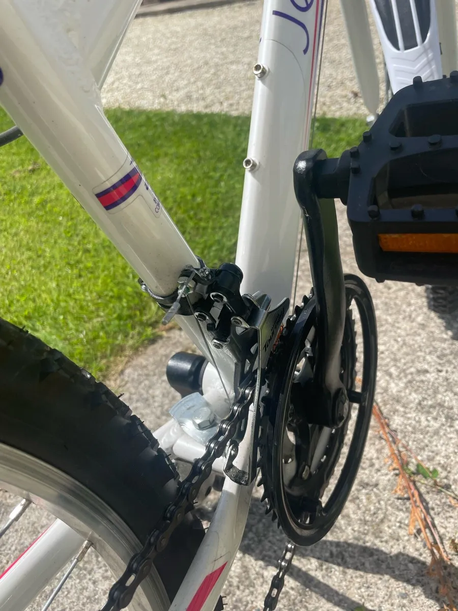Bike - Image 4