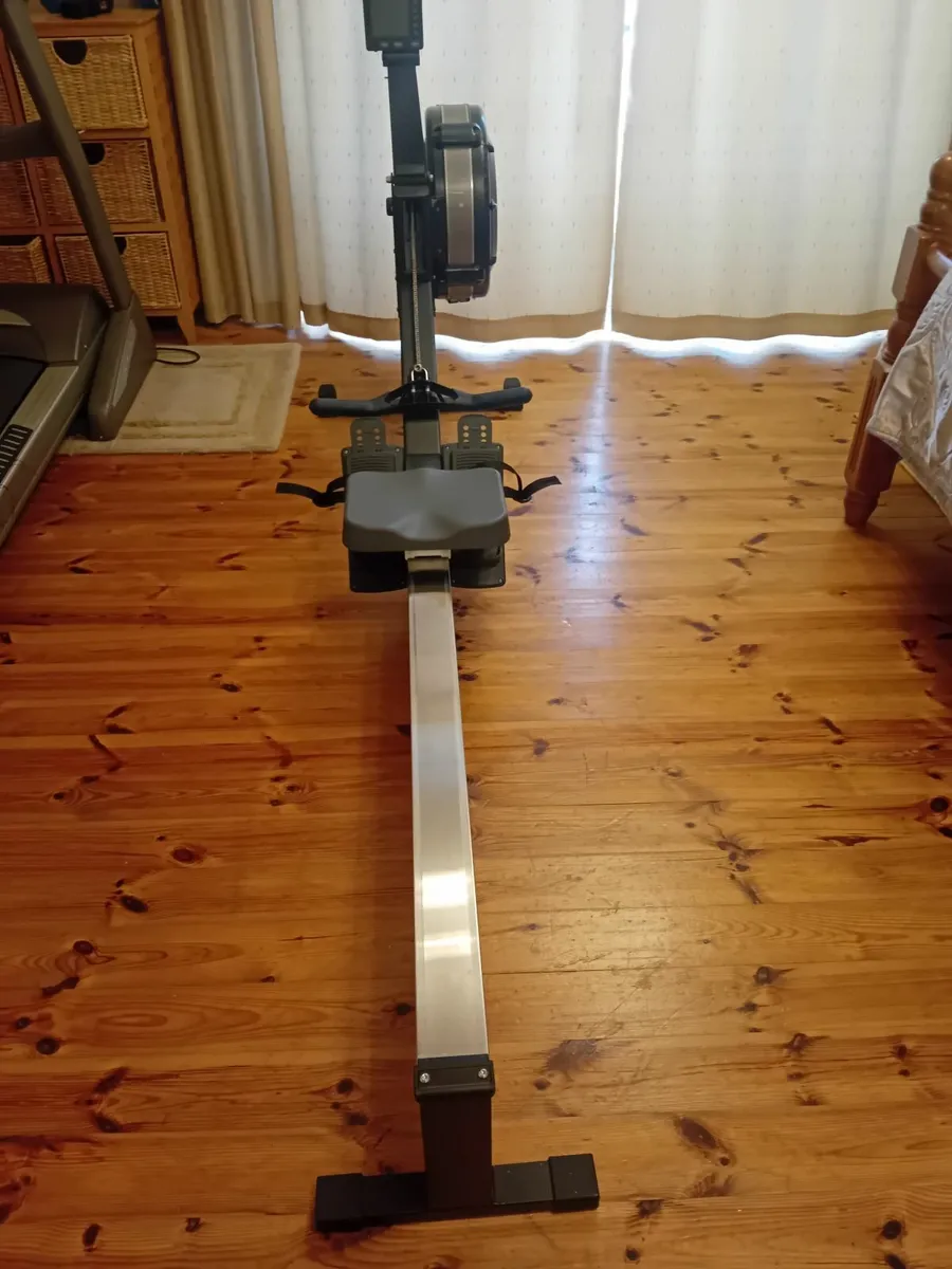 Concept2 Model D Rowerg Rowing Machine - Image 2