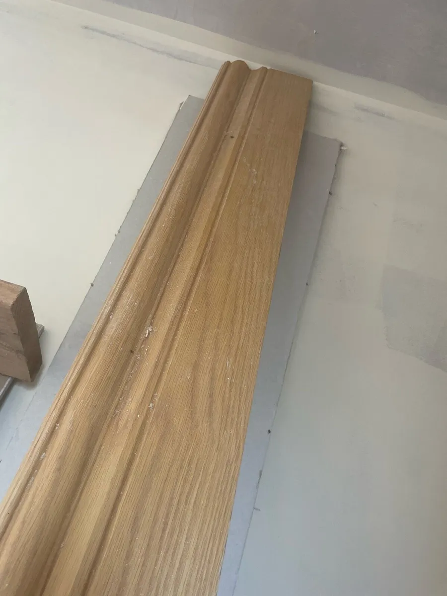 Oak skirting, architrave & door frame - Image 4