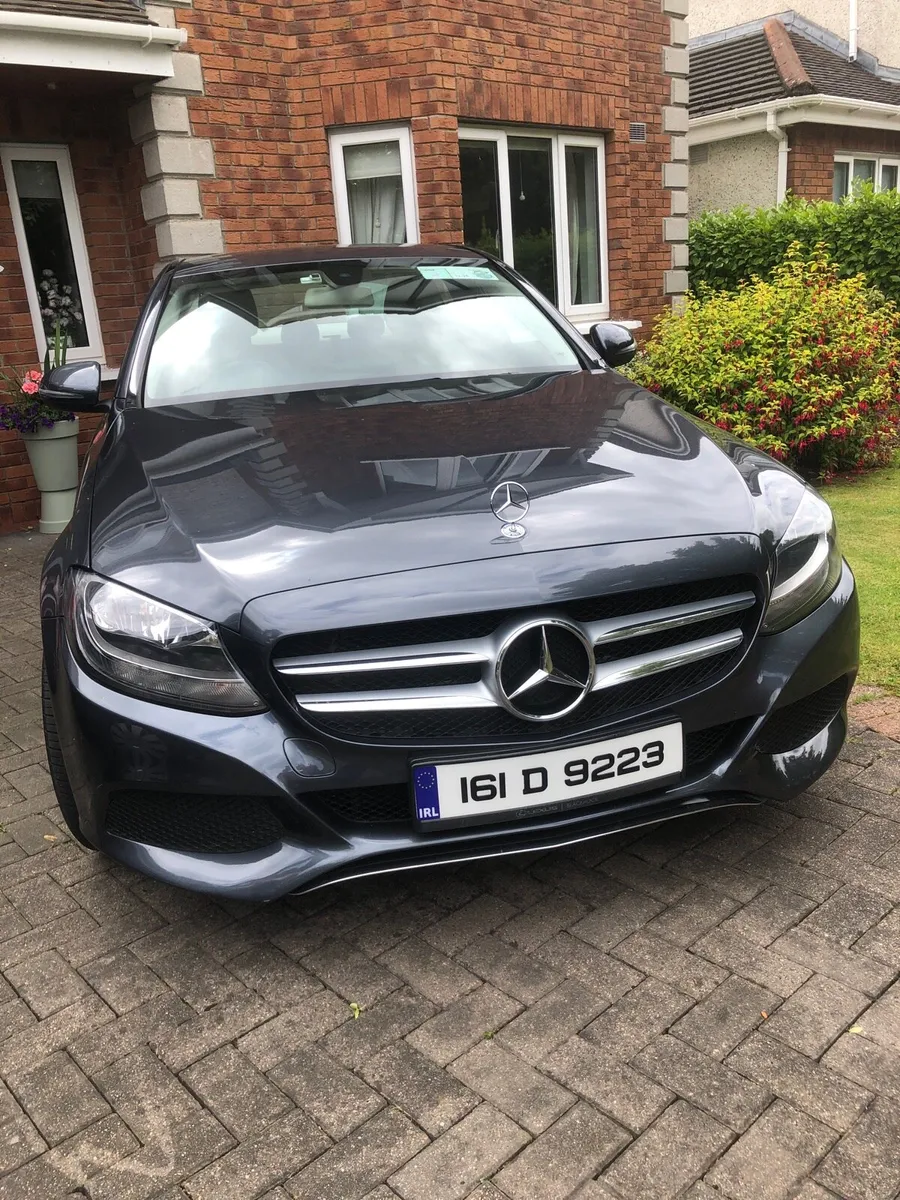 Mercedes-Benz C-Class 2016 diesel /automatic - Image 1