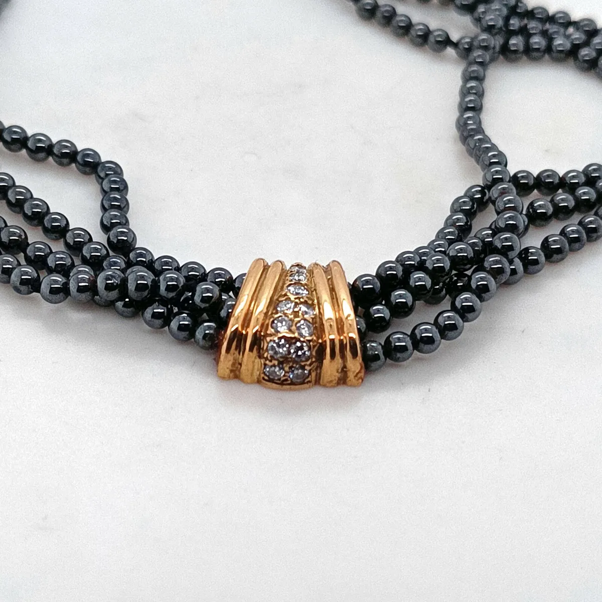 18k Gold, Diamond & Hematite Necklace - Image 1
