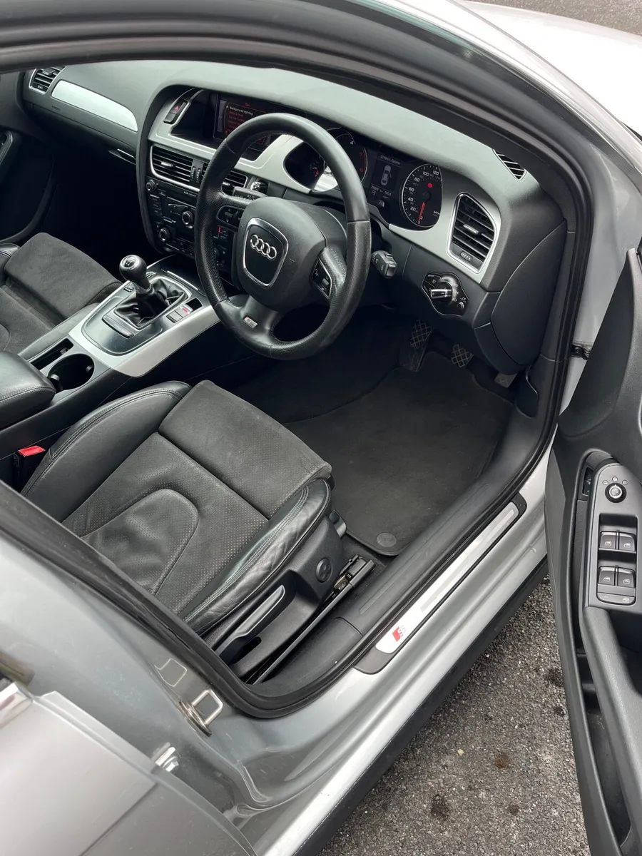 Audi A4 2010 S-Line - Image 3