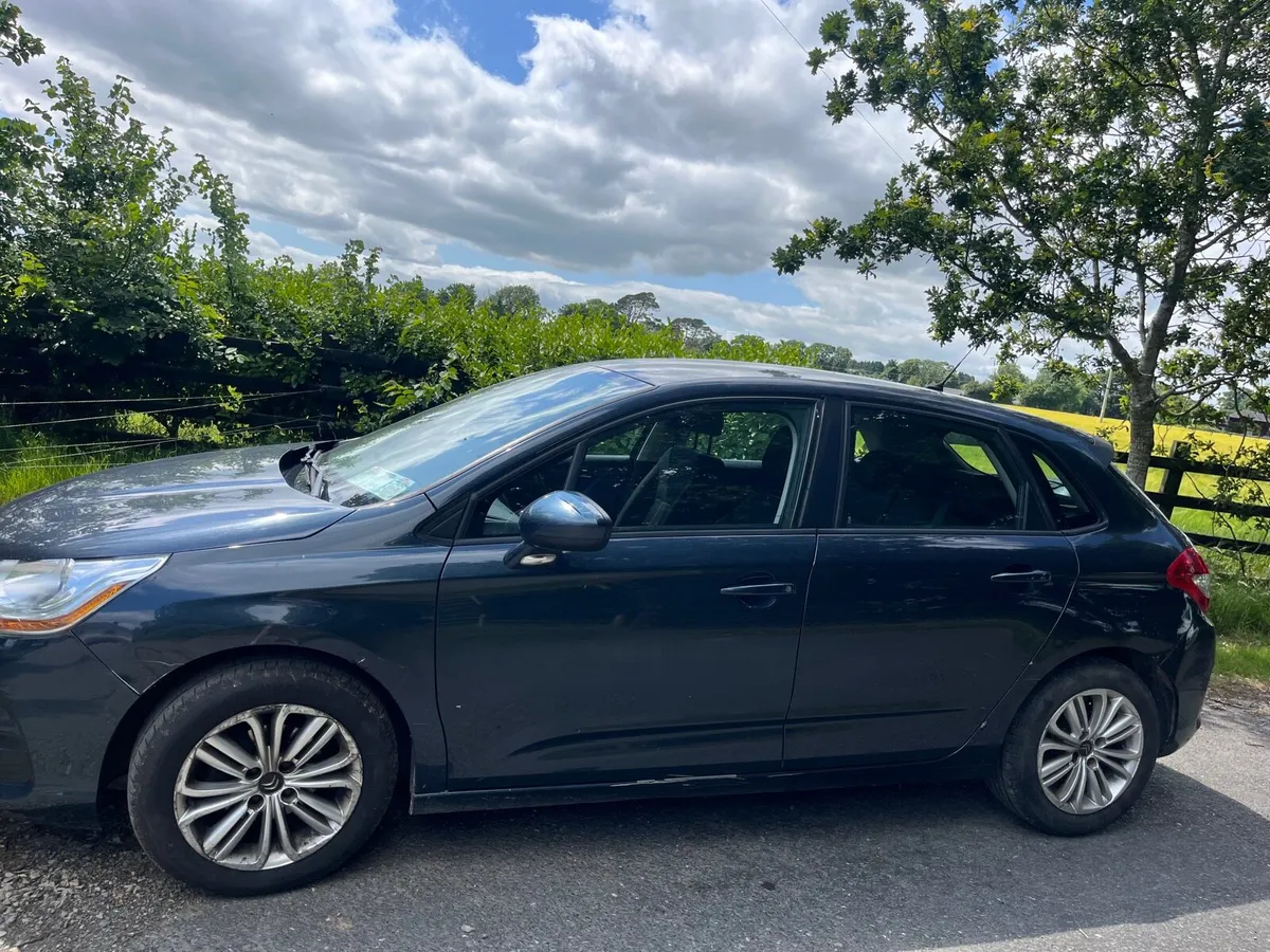 Car - Image 2