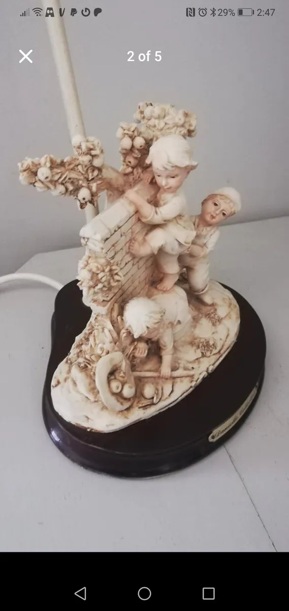 Nicely sculptured scene electric ornamental Lamp - Image 3