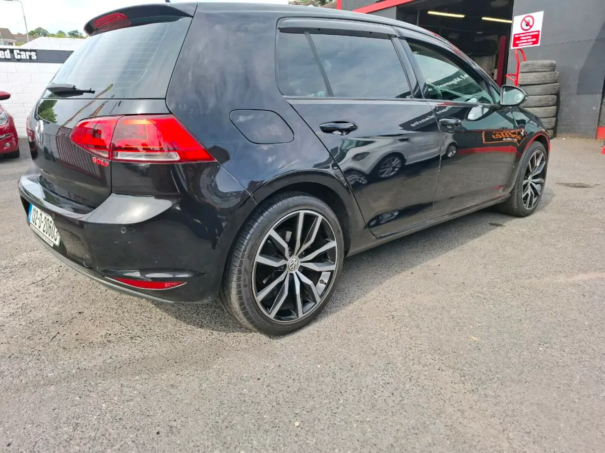 Volkswagen  Golf Auto - Image 4