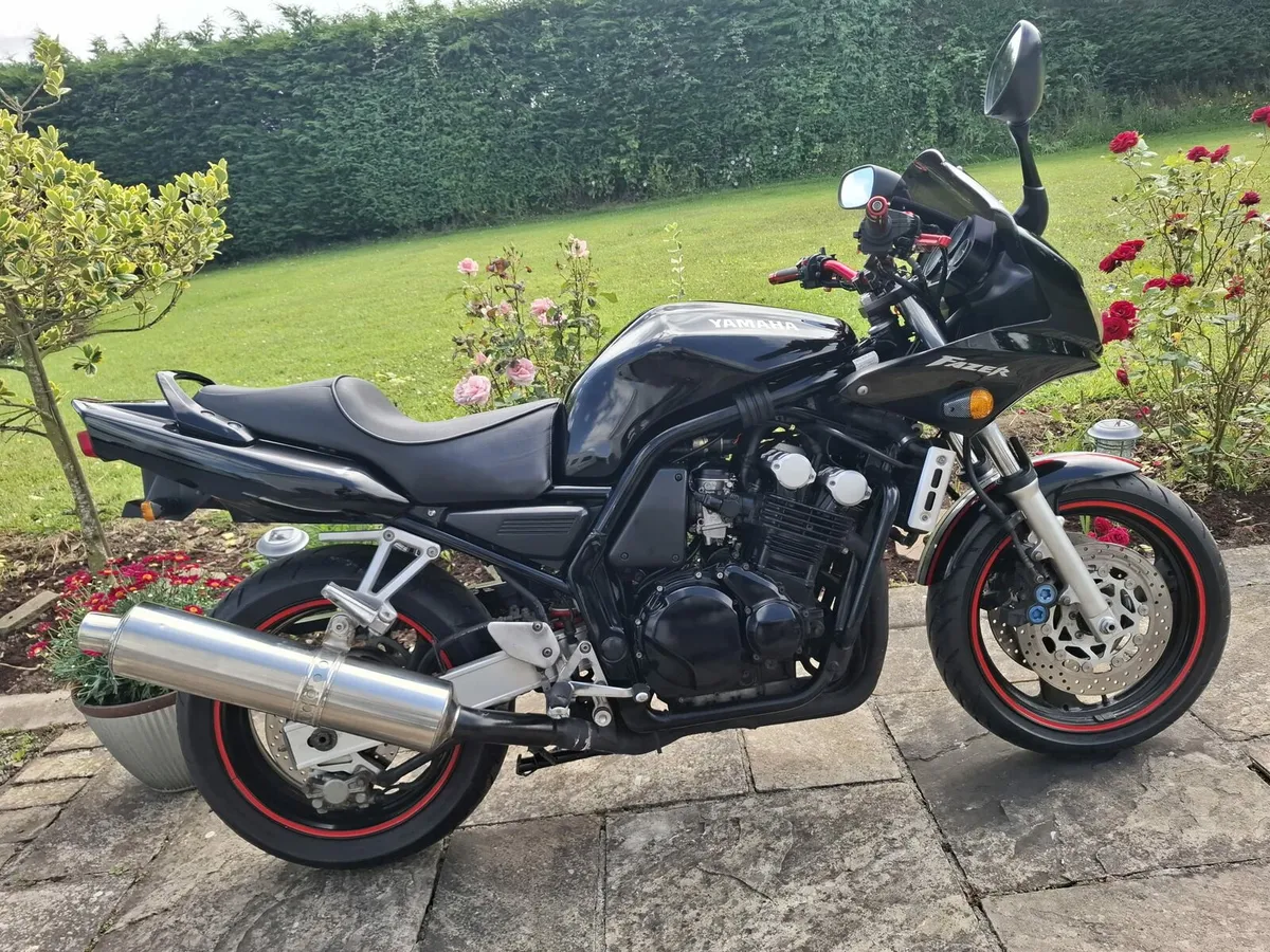 YAMAHA FAZER 600 2002 FOXEYE MODEL - Image 1