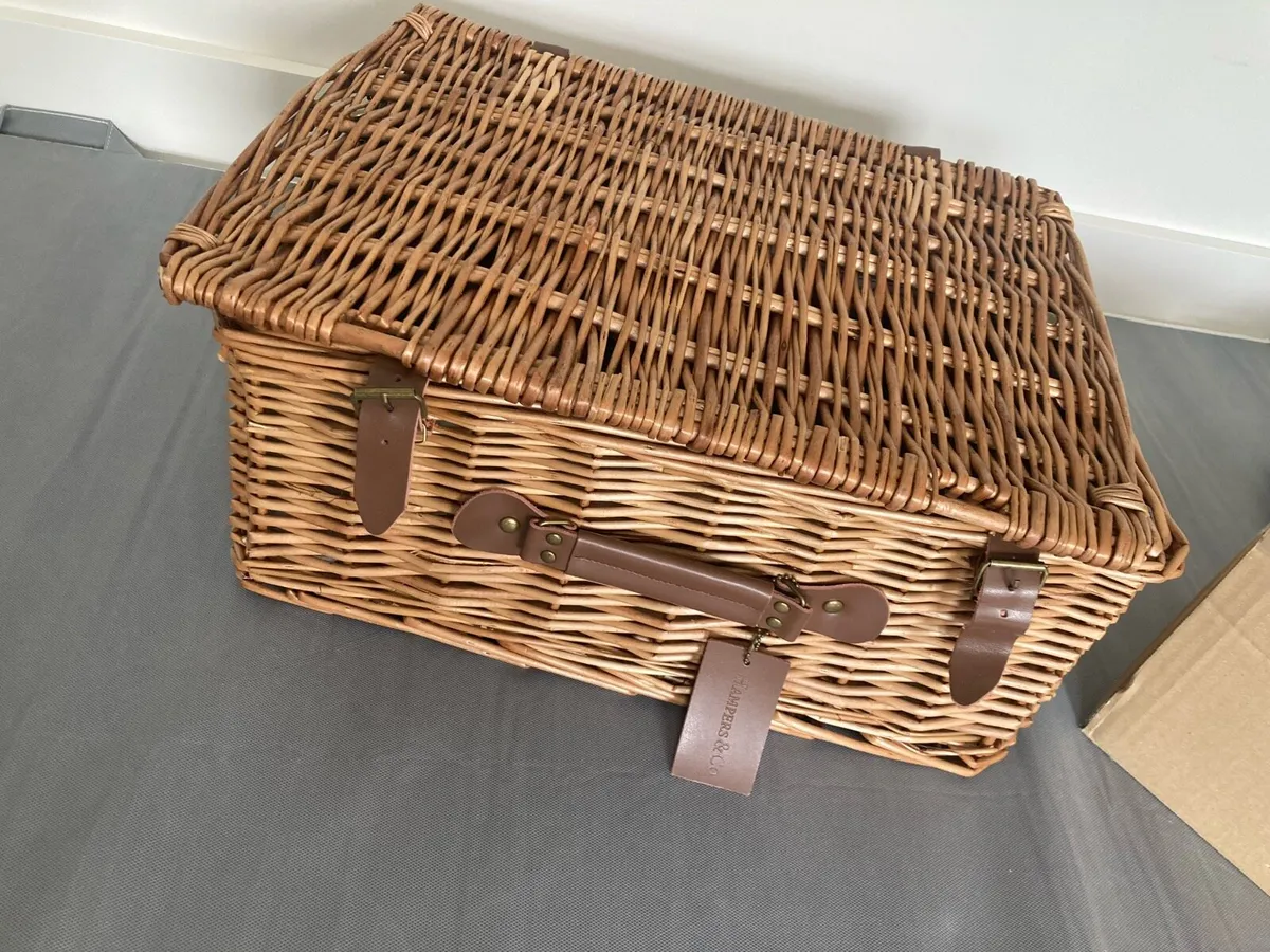 Picnic basket - Image 2