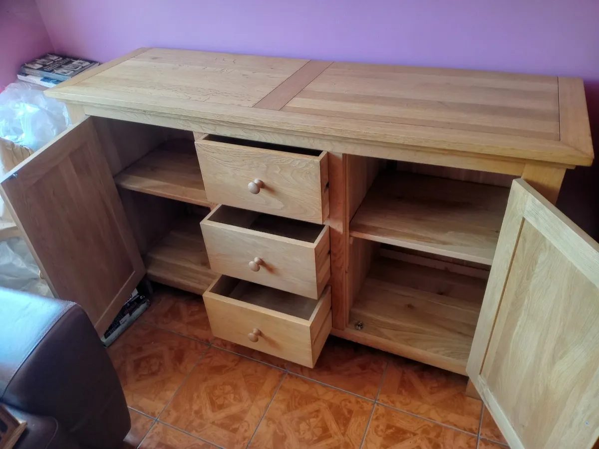 Oak side board ,oak display cabinet,oak book cabin - Image 4