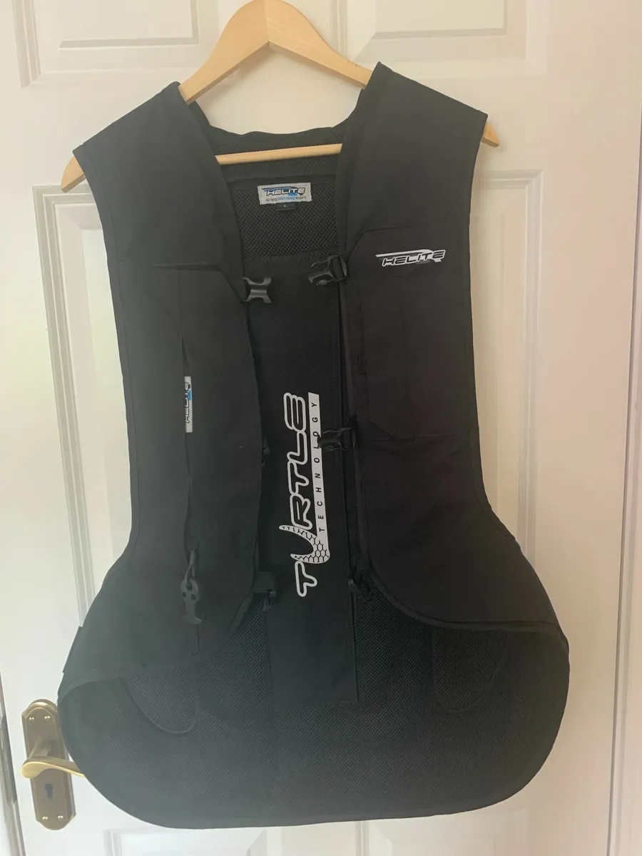 Motorcycle Helite Turtle 2 Airbag Vest - Image 1
