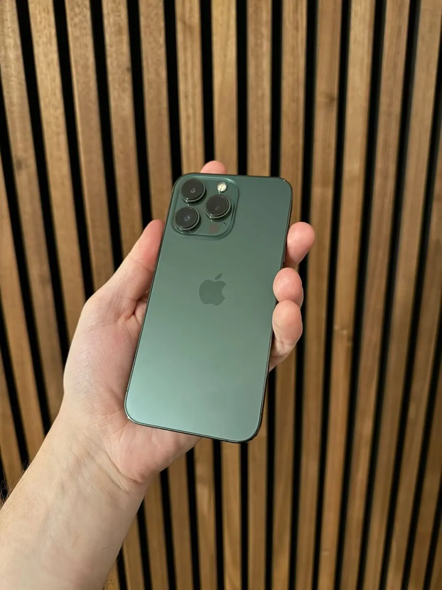 iPhone 13 Pro - Image 1