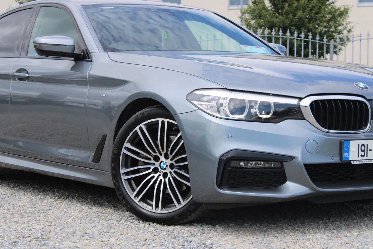 BMW 5-Series 520D M Sport - Image 2