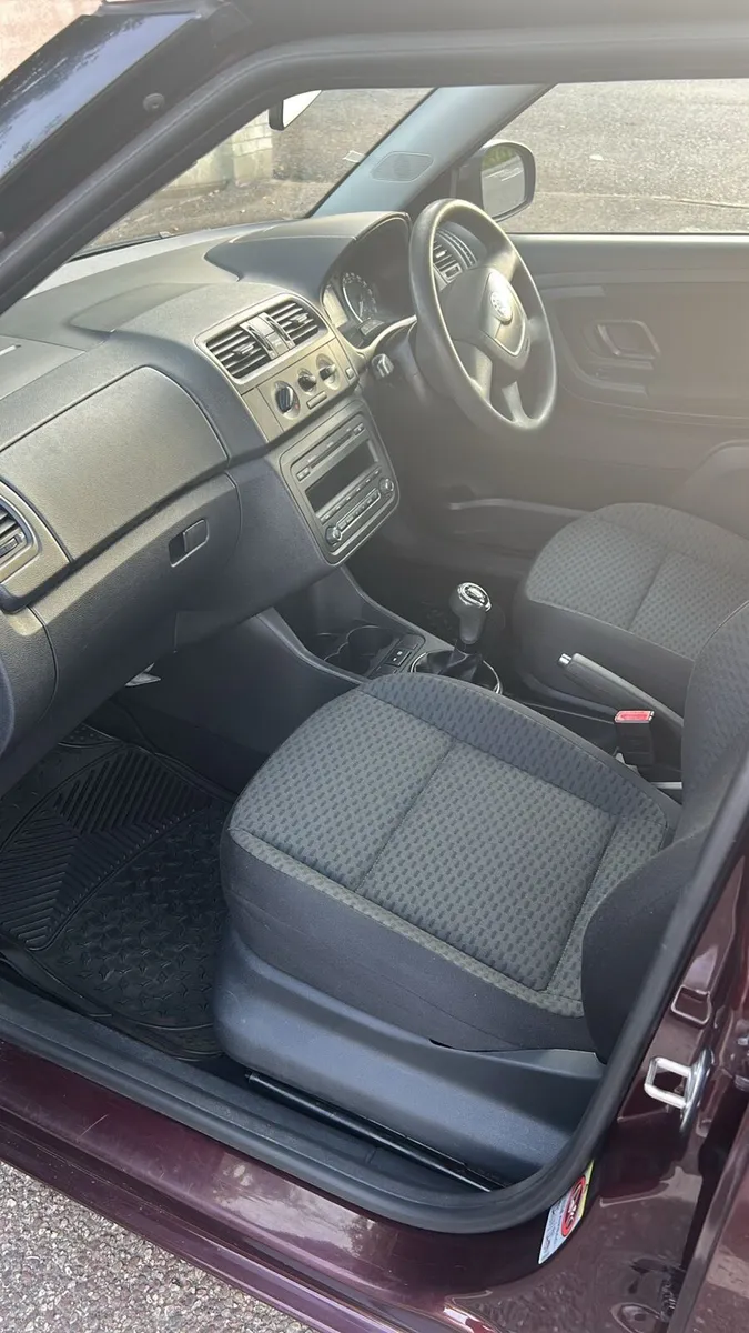 Skoda fabia 1.6tdi      🔴low mileage🔴 - Image 4