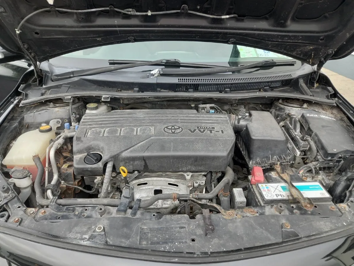 Toyota Corolla 2011 - Image 4