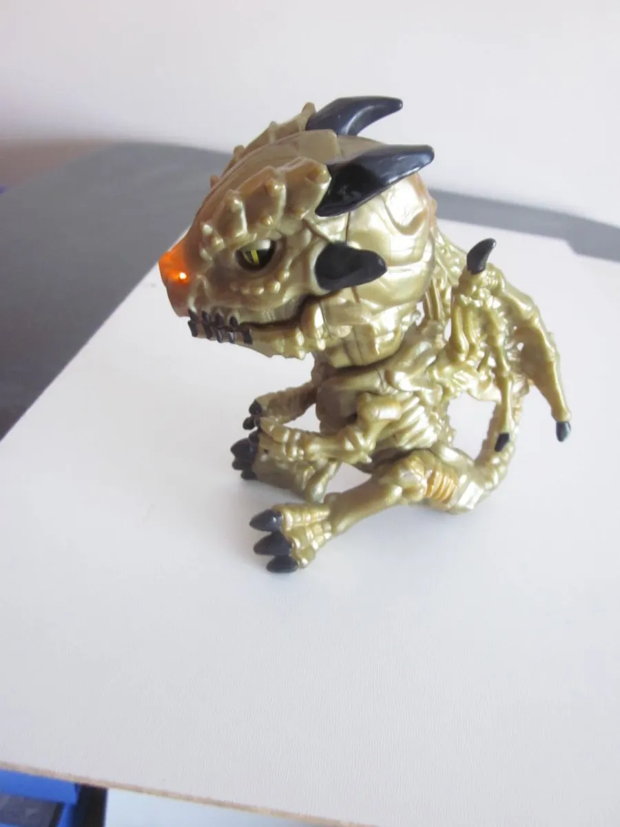 Wowwee Fingerlings Untamed Dragon - Lights & Sound - Image 2