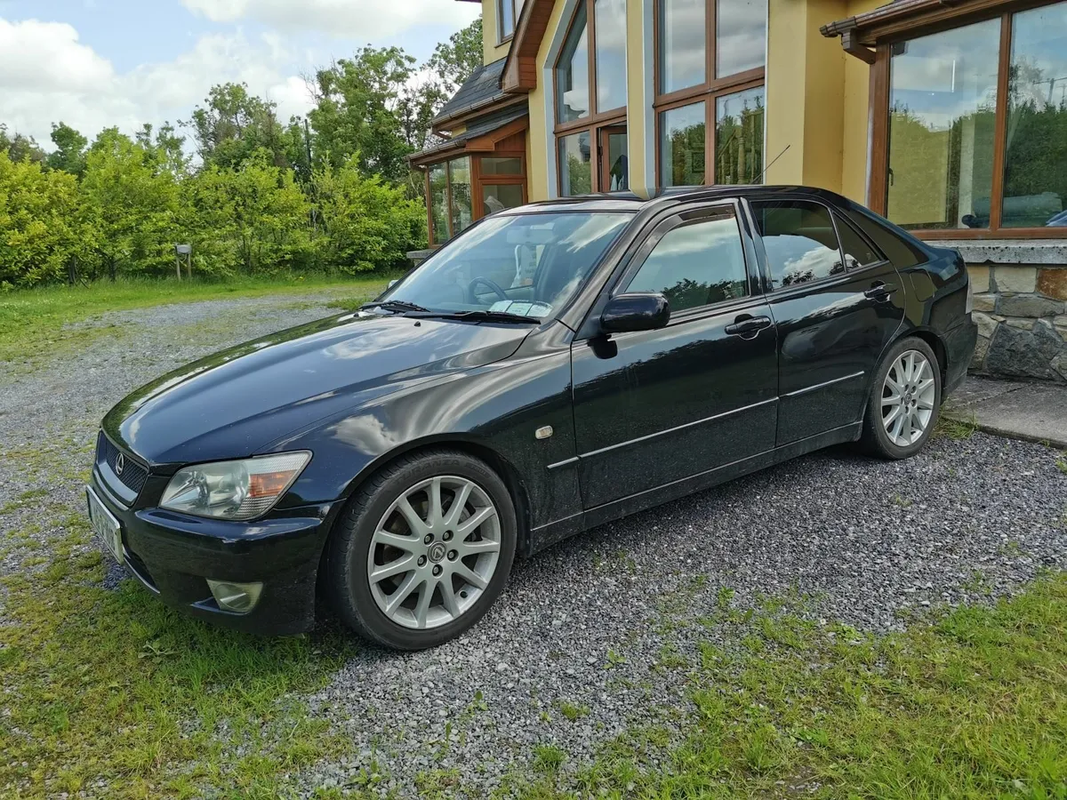 Lexus IS 2005 - low km - long nct - Image 3