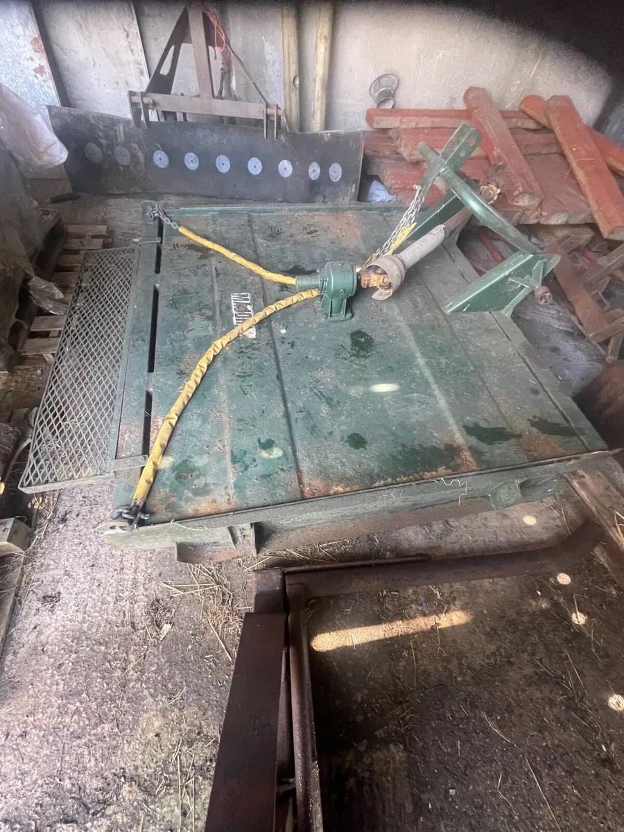 Major Topper for sale - excellent condition - Image 3