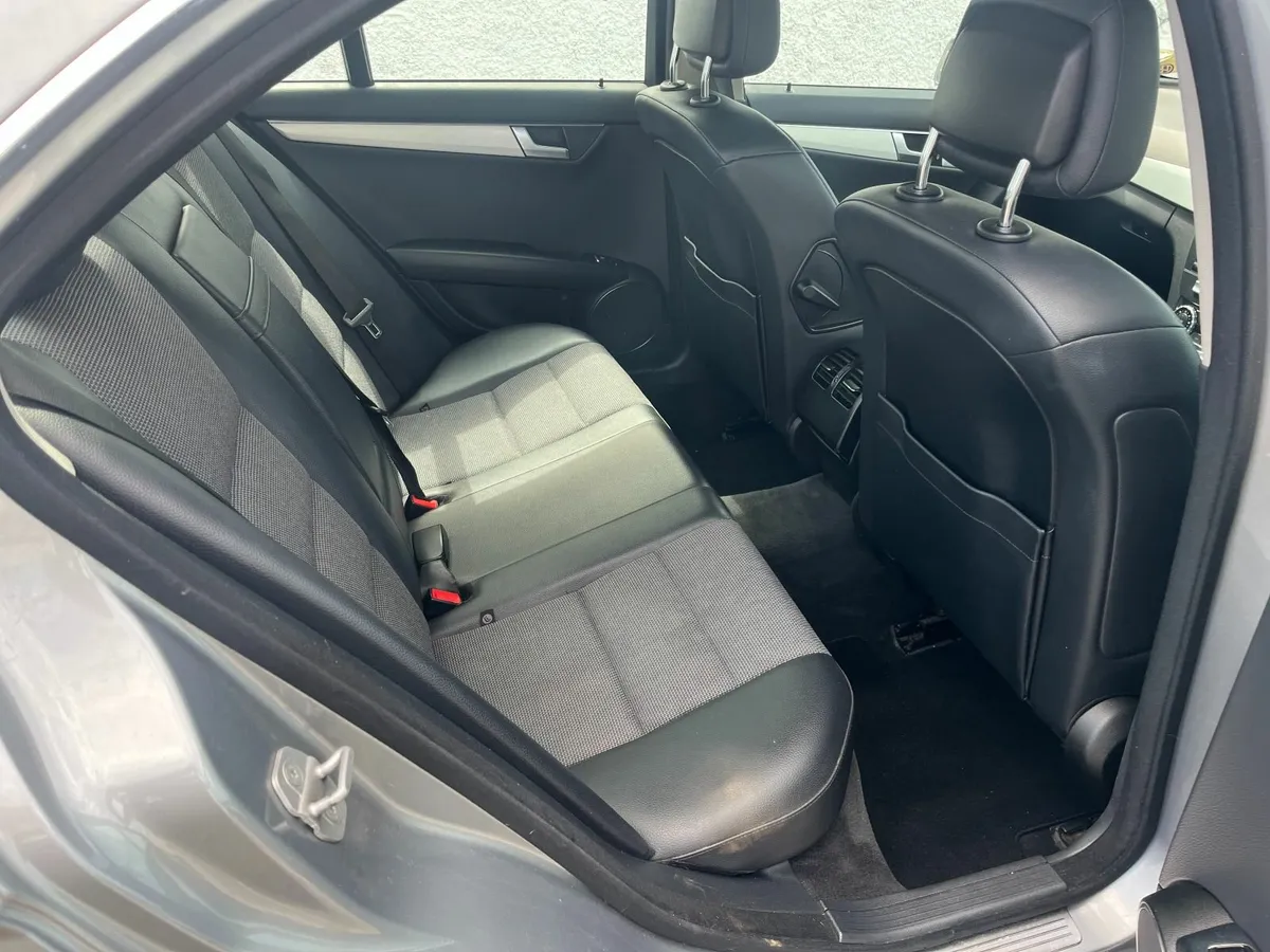 Mercedes-Benz C-Class 2013 - Image 4