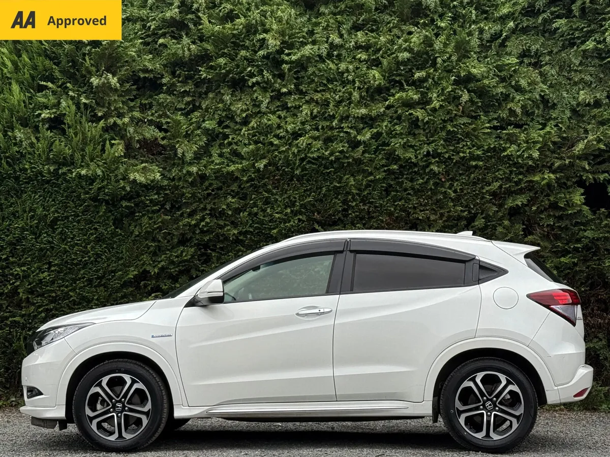 🌟 Honda Vezel 1.5 L Hybrid 2016🌟 - Image 2